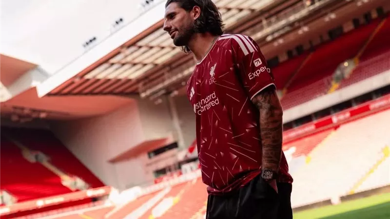 ليفربول يمدد عقد دومينيك سوبوسلاي حتى نهاية 20231