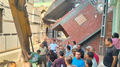 محافظ الدقهلية يشكل لجنة هندسية لكشف أسباب انهيار عقار جصفا