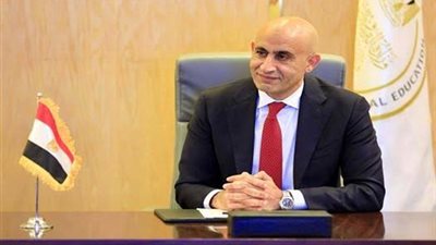 وزير التعليم يلتقي أوائل الثانوية العامة 2026 ويكرم المتفوقين في جميع الشعب