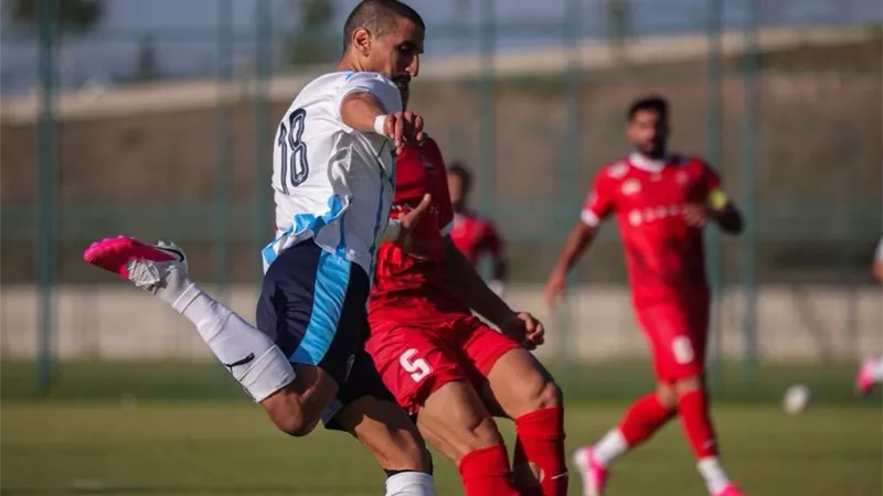 بيرسبوليس الإيراني يفوز على بيراميدز بهدف نظيف 