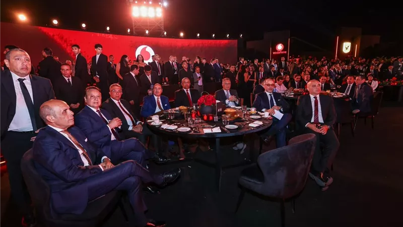 صفقة فودافون.. أكثر من حقوق تسمية وأكبر من عقد رعاية