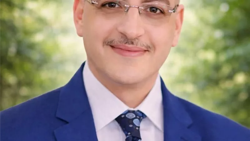 تعرف على السيرة الذاتية لـ ياسر محمد أنس مدير «تعليم سوهاج» الجديد