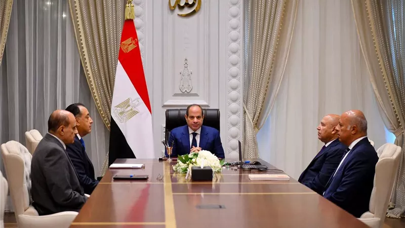يمتد من أكتوبر للمهندسين.. كامل الوزير يعلن موعد تشغيل مشروع مونوريل غرب النيل