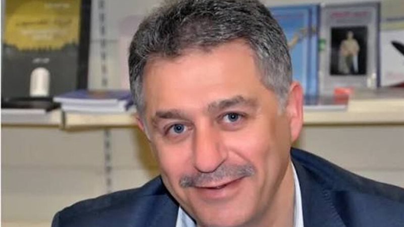 أشرف دبور 