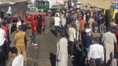 إصابة 8 أشخاص في حادث انقلاب سيارة ملاكي بالمنيا 
