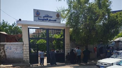 النيابة تصرح بدفن 4 سيدات بينهن طالبة ضحايا انقلاب ميكروباص نزلة حسين بالمنيا