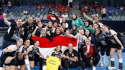 الرئيس السيسي يهنئ منتخب ناشئات مصر لكرة اليد ببلوغ نصف نهائي كأس العالم 