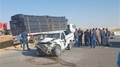 إصابة 5 أشخاص من أسرة واحدة في حادث سير بالمنيا 