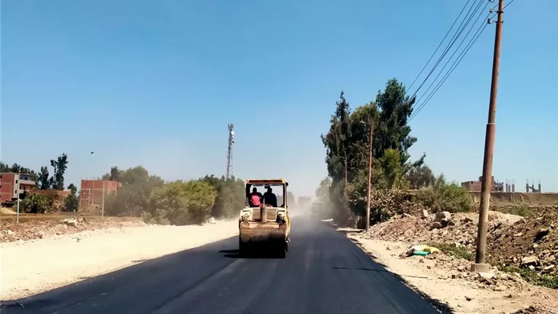 خطوات متسارعة على أرض الواقع لرفع كفاءة الطرق بالمنوفية.. تفاصيل 
