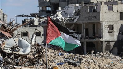 6 شهداء في غزة وإسرائيل تعلن استهداف قادة من حماس