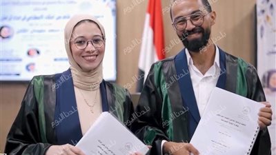 عروسين في يوم واحد.. الماجستير يجمع بين الحب والعلم بجامعة عين شمس | صور 