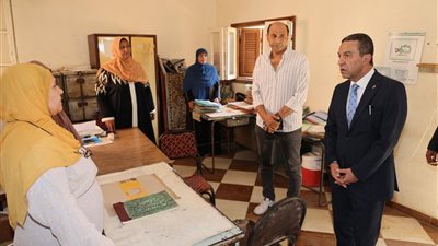 محافظ المنوفية يفاجئ الوحدة المحلية بالمصيلحة ويتابع مشروع وحدة الرصف 