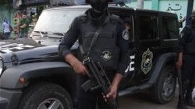 رصاص الخرطوش يهز كوبري النيل بالمنيا.. مشاجرة تنتهي بضبط المتهمين والسلاح
