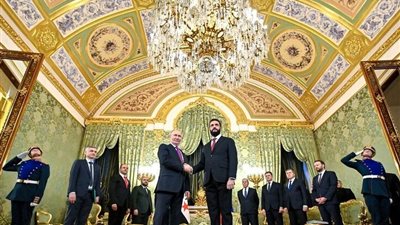 بالتزامن مع التصعيد الإسرائيلي.. بوتين يؤكد دعم روسيا لوحدة سوريا وسيادتها