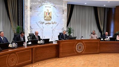 الحكومة توافق على استمرار العمل بنظام العمل عن بُعد يوم الأحد خلال سبتمبر