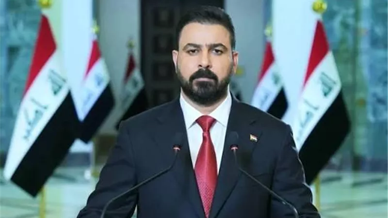 رئيس الحكومة العراقية يدعو لتطوير أنابيب النفط وتوسيع منافذ التصدير