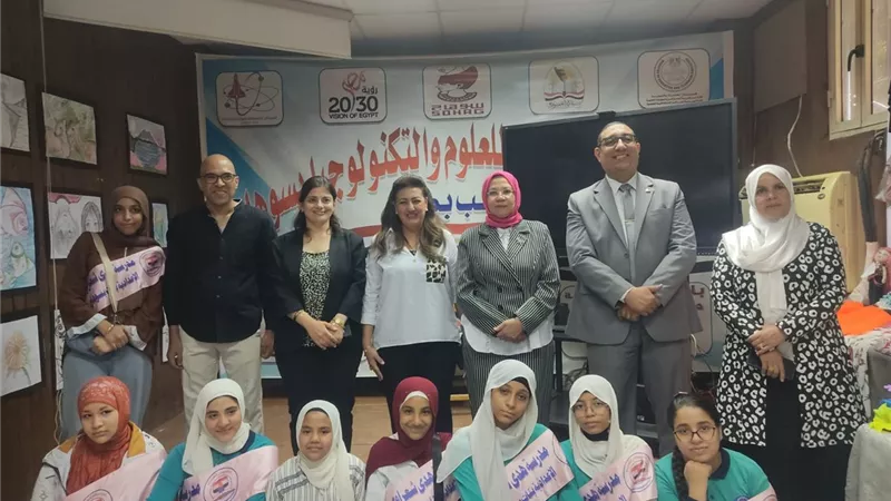 تعليم سوهاج يختتم الأنشطة الصيفية بمعرض لإبداعات الطلاب