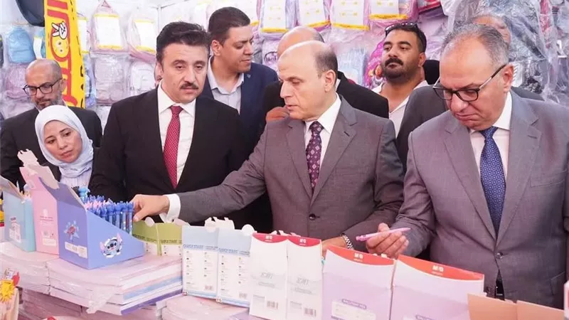 محافظ الغربية يفتتح «أهلا مدارس» بتخفيضات تصل إلى 35%