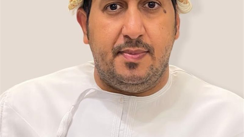 دكتور سلطان بن خميس