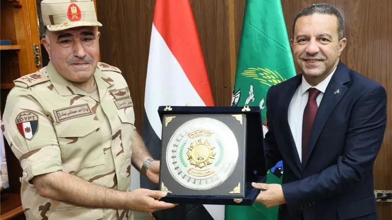 المنوفية والقوات المسلحة تبحثان تيسير إجراءات الموقف التجنيدي لذوي الهمم وكبار السن 