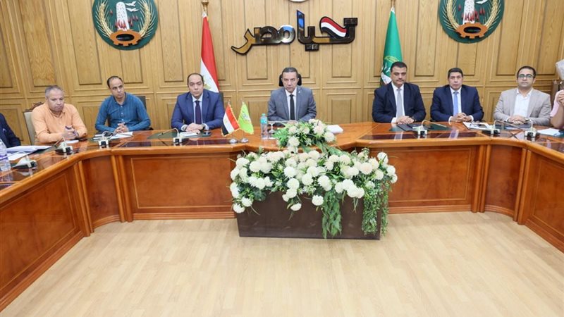 اثناء الاجتماع