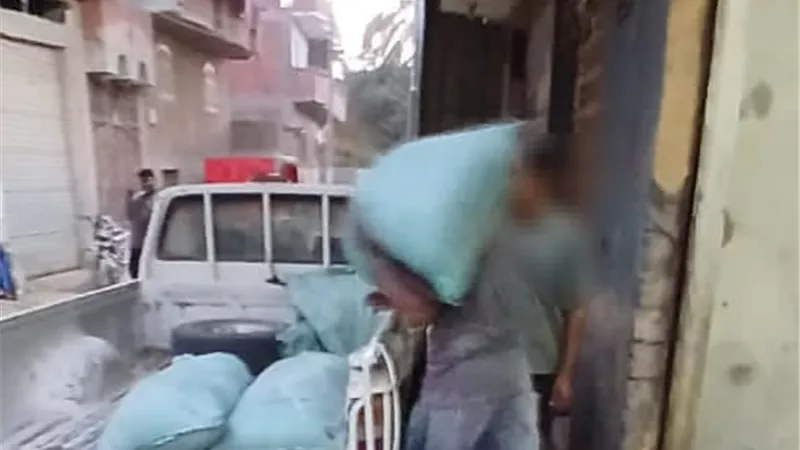 ضبط دقيق بلدي مدعم داخل ماكينة طحين قبل بيعه بالسوق السوداء بالمنوفية