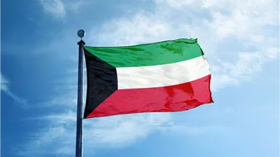 الكويت تتصدى لهجمات صاروخية ومسيّرات إيرانية وتلوّح بالرد