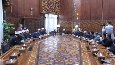 شيخ الأزهر يستقبل وفد مجلس الأساقفة الكاثوليك بالفلبين