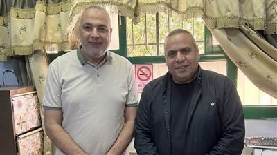 عادل داوود يتفقد مدرسة نجيب محفوظ بشبرا الخيمة.. ويشيد بجهود العاملين
