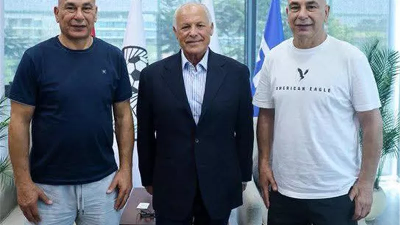 تجديد عقد الجهاز الفني لمنتخب مصر حتى 2030