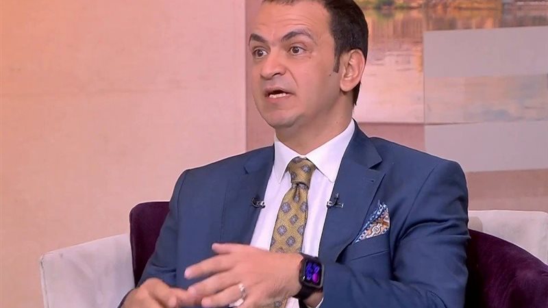 الدكتور حاتم سليمان،