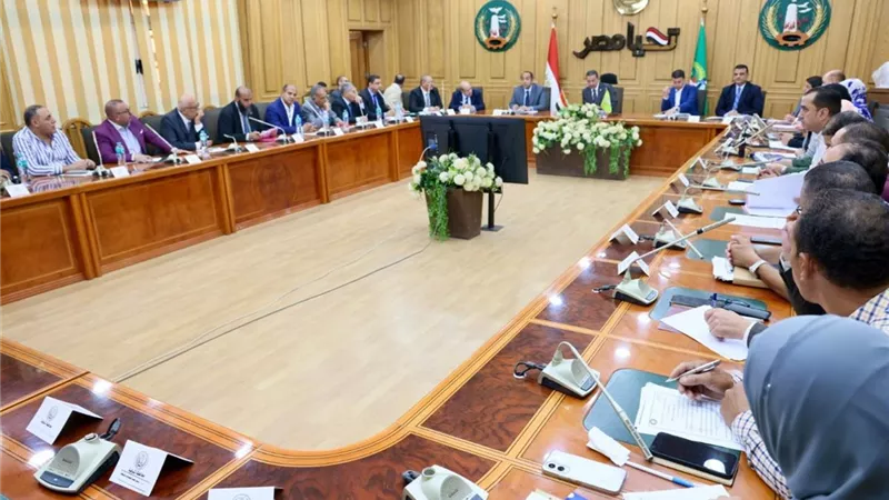 محافظ المنوفية يترأس اجتماع مجلس إدارة المنطقة الصناعية بقويسنا .. تفاصيل 