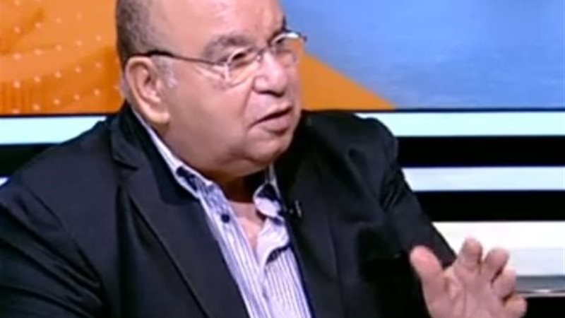 رفعت فياض، المتخصص