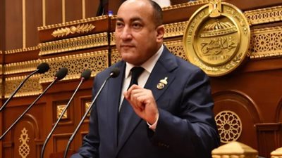 نائب الغلابة.. عمرو رشاد يتكفل بسداد المصروفات الدراسية للطلاب غير القادرين بالجيزة