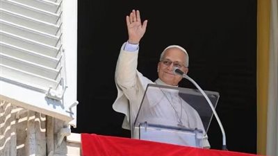 بابا الفاتيكان من بيروت وإسطنبول: التعايش الإسلامي المسيحي نموذج للإنسانية