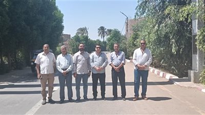 تطوير طرق ومدخل بنجا بطهطا.. الشطوري يتابع أعمال التجميل والاستعداد للعام الدراسي