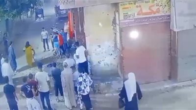 أمن المنيا يضبط سيدة متهمة بضرب شاب من ذوي الهمم 