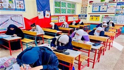 التعليم تحدد موعد أول امتحان شهري لطلاب صفوف النقل 2026-2027