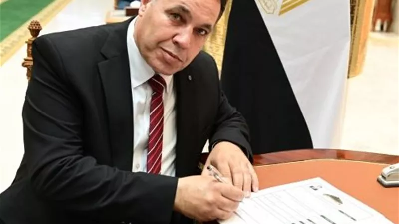 «بريكس» والصناعة.. النائب عماد الغنيمي يكشف مكاسب جديدة للاقتصاد المصري