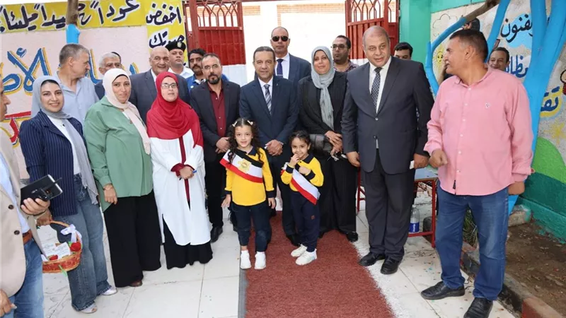 50 ألف جنيه مكافأة لمدرسة قويسنا الرسمية.. إيه الحكاية؟