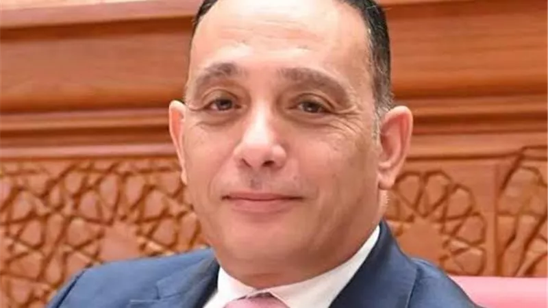 رواتب المعلمين على أساسي 2014.. فريدي البياضي يكشف أزمة تحتاج إلى تدخل عاجل