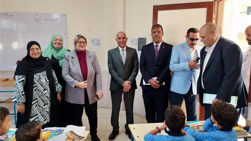 قيادات التعليم تواصل المتابعة الميدانية للمدارس مع انطلاق العام الدراسي الجديد