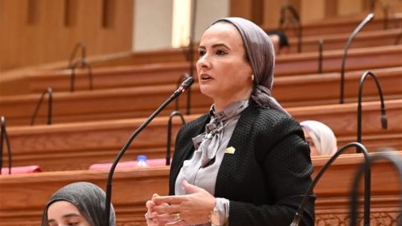 الدكتورة نشوة عقل