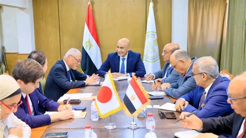 اجتماع وزير التربية