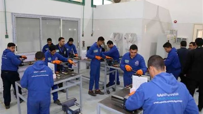 مدارس التكنولوجيا