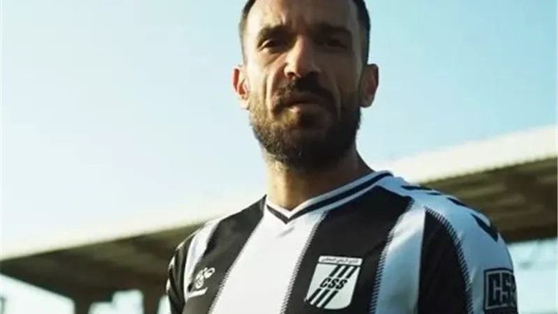 الصفاقسي يرفض عرضا من أهلي بنغازي لضم علي معلول