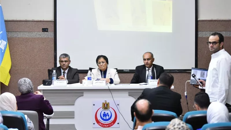 نائب وزير الصحة تتفقد منشآت صحية وتعقد اجتماعات لمتابعة الأداء بالإسكندرية والبحيرة